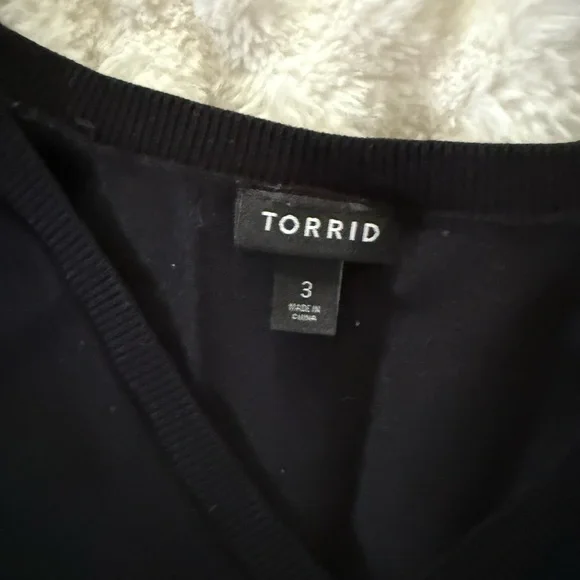 Torrid Black, Orange, & Purple V-Neck Cuffed Sleeve Dress - Picture 2 of 3